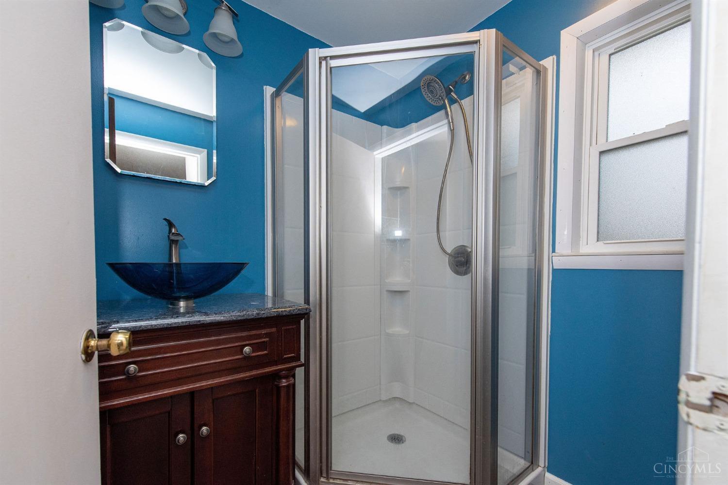 6870 Mullen Road Cincinnati, OH 45247 - Photo 25 of 46