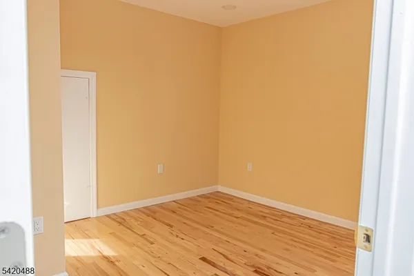 $3,600 | 400 Florence Avenue, Unit 1, Hillside, NJ 07205