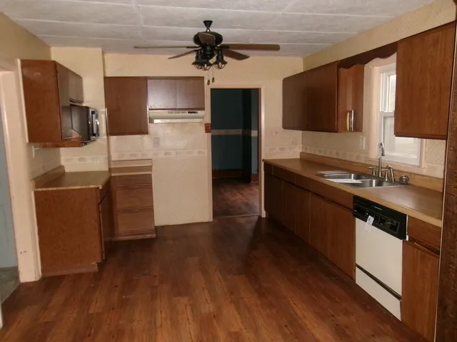 $132,000 | 608 North Wasson Street, Streator, IL 61364