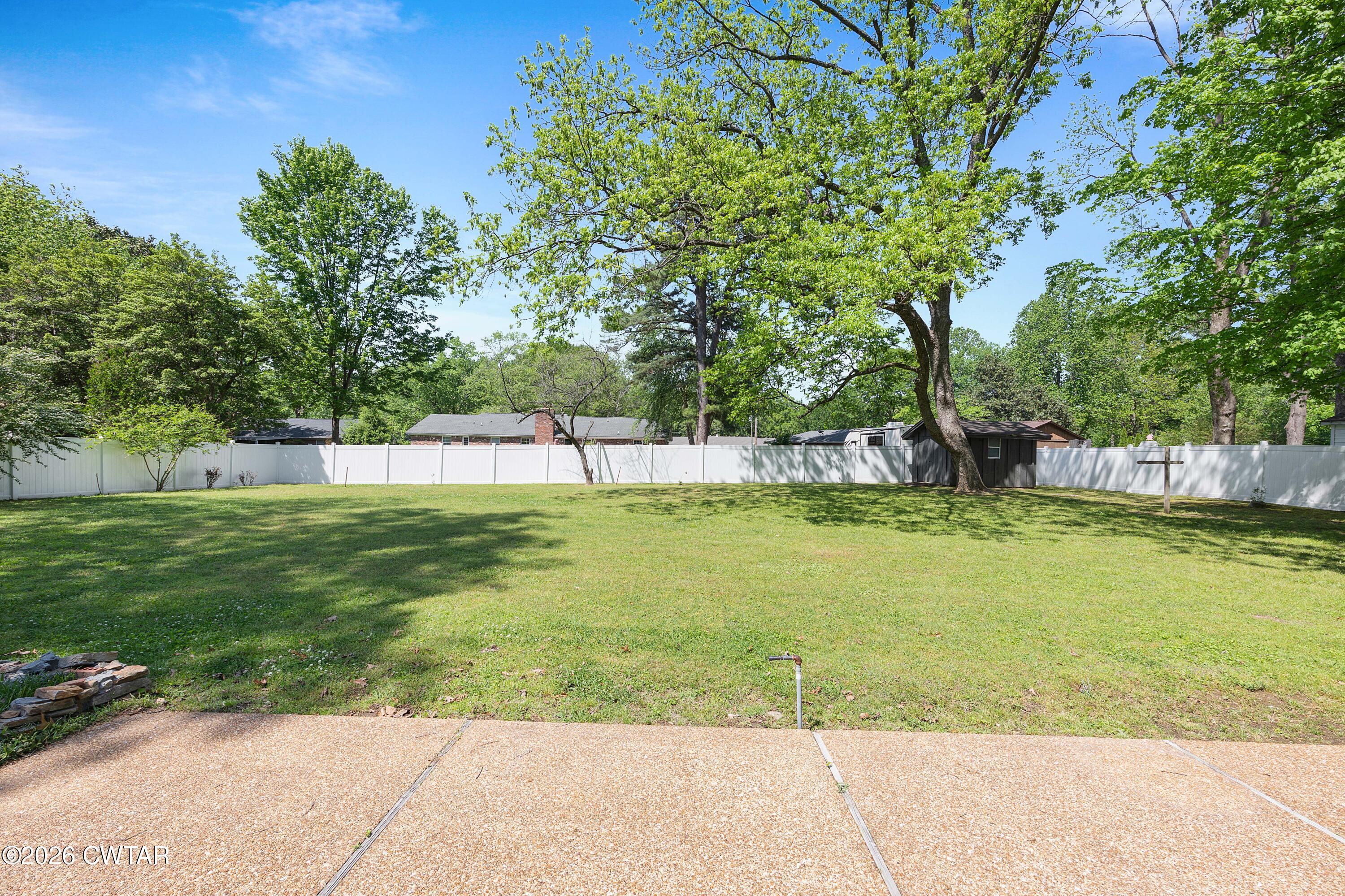 75 Old Humboldt Road Jackson, TN 38305 - Photo 3 of 33 a view of swimming pool with a yard