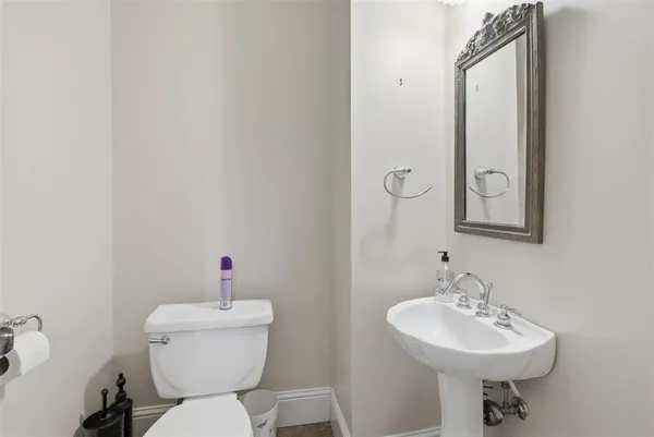 $599,000 | 4817 Riverview Lane, Lake Charles, LA 70605
