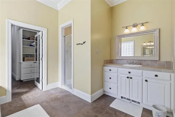 $599,000 | 4817 Riverview Lane, Lake Charles, LA 70605