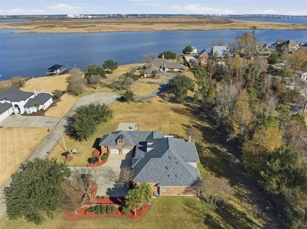 $599,000 | 4817 Riverview Lane, Lake Charles, LA 70605