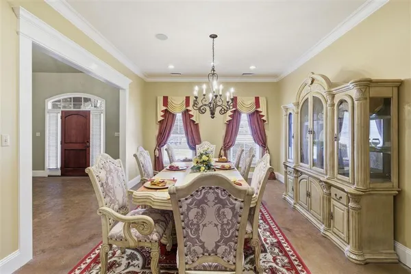 $599,000 | 4817 Riverview Lane, Lake Charles, LA 70605