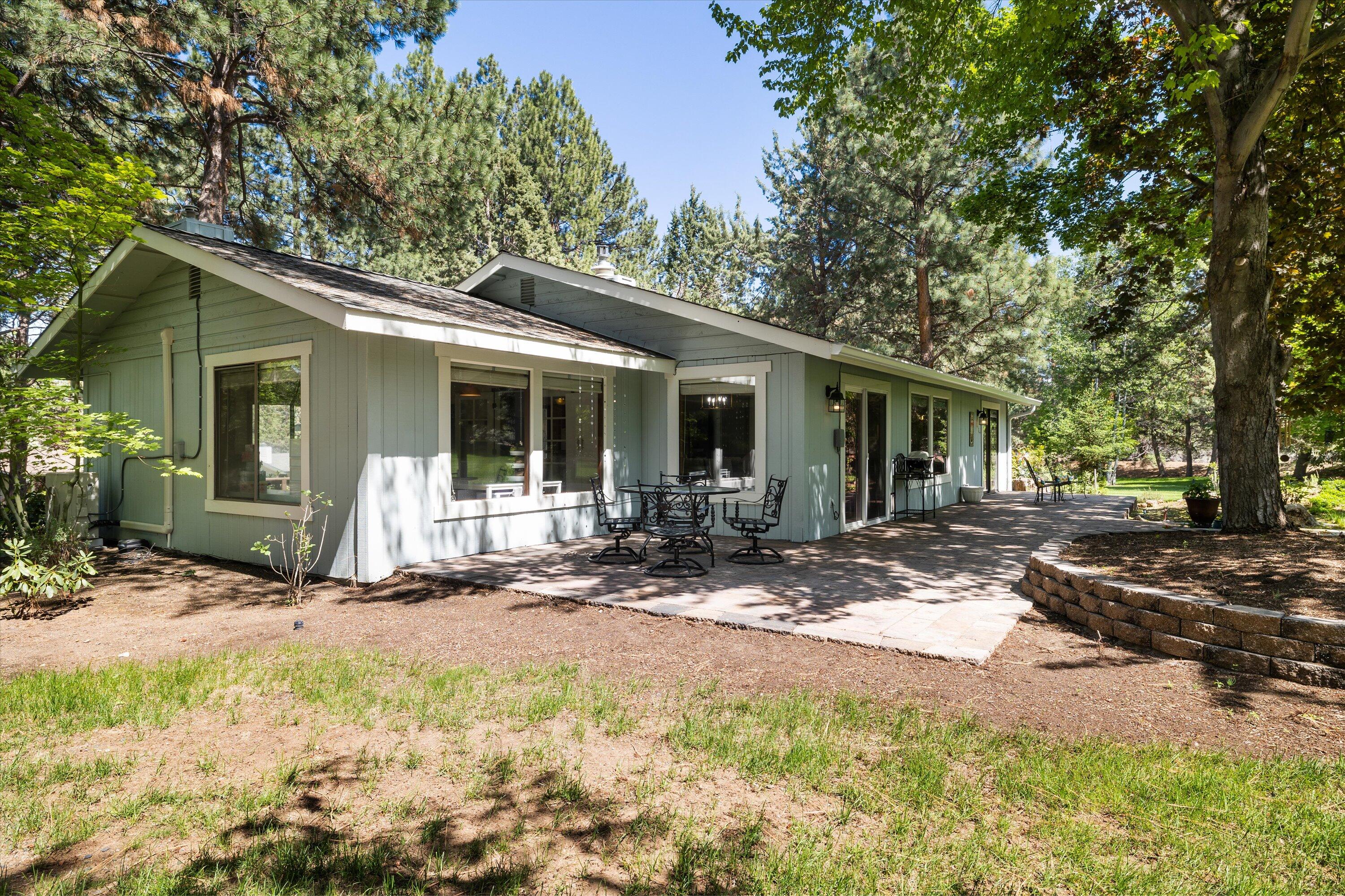 20459 Whistle Punk Road Bend, OR 97702 - Photo 29 of 49 29-4665_230529_JILLROSELL