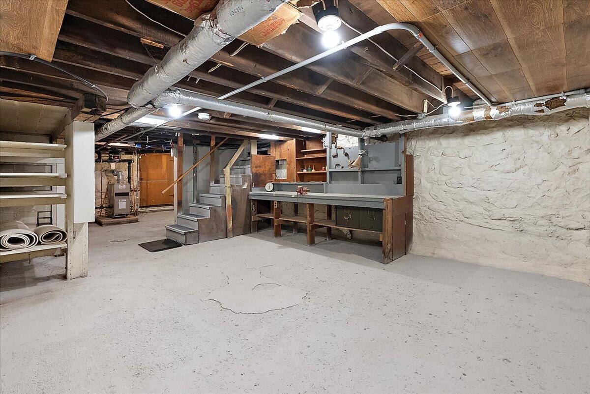 1575 Earhart Road Ann Arbor, MI 48105 - Photo 41 of 60 062-1575 Earhart-62
