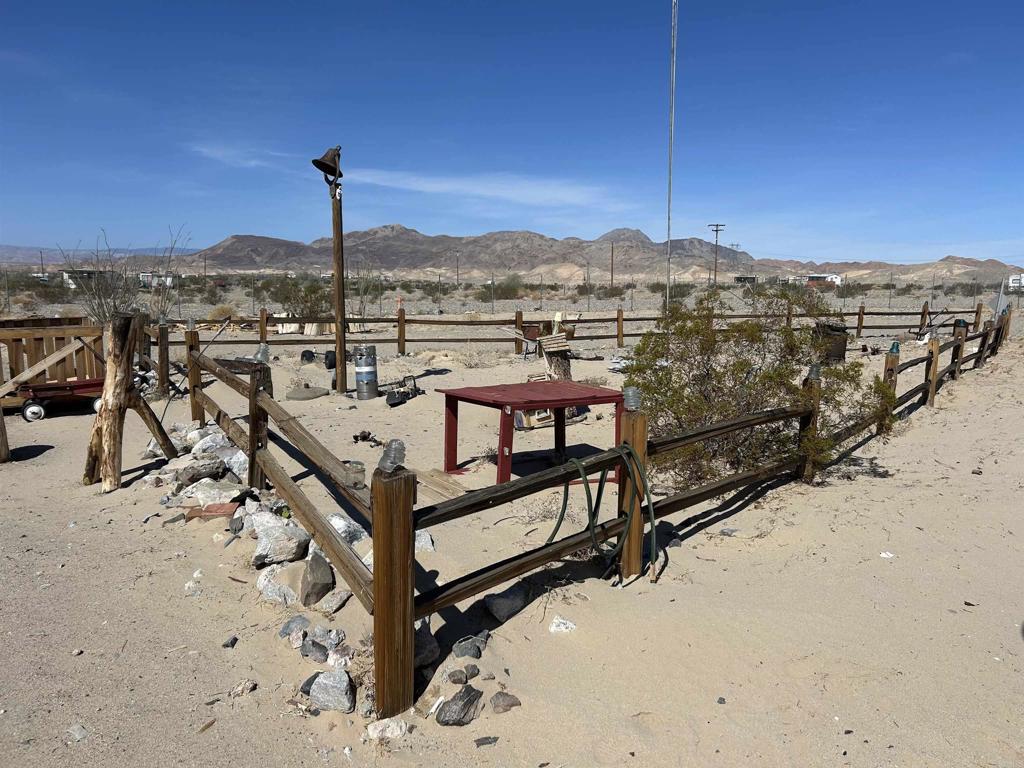 1638 Painted Gorge Road Imperial, CA 92251 - Photo 9 of 10