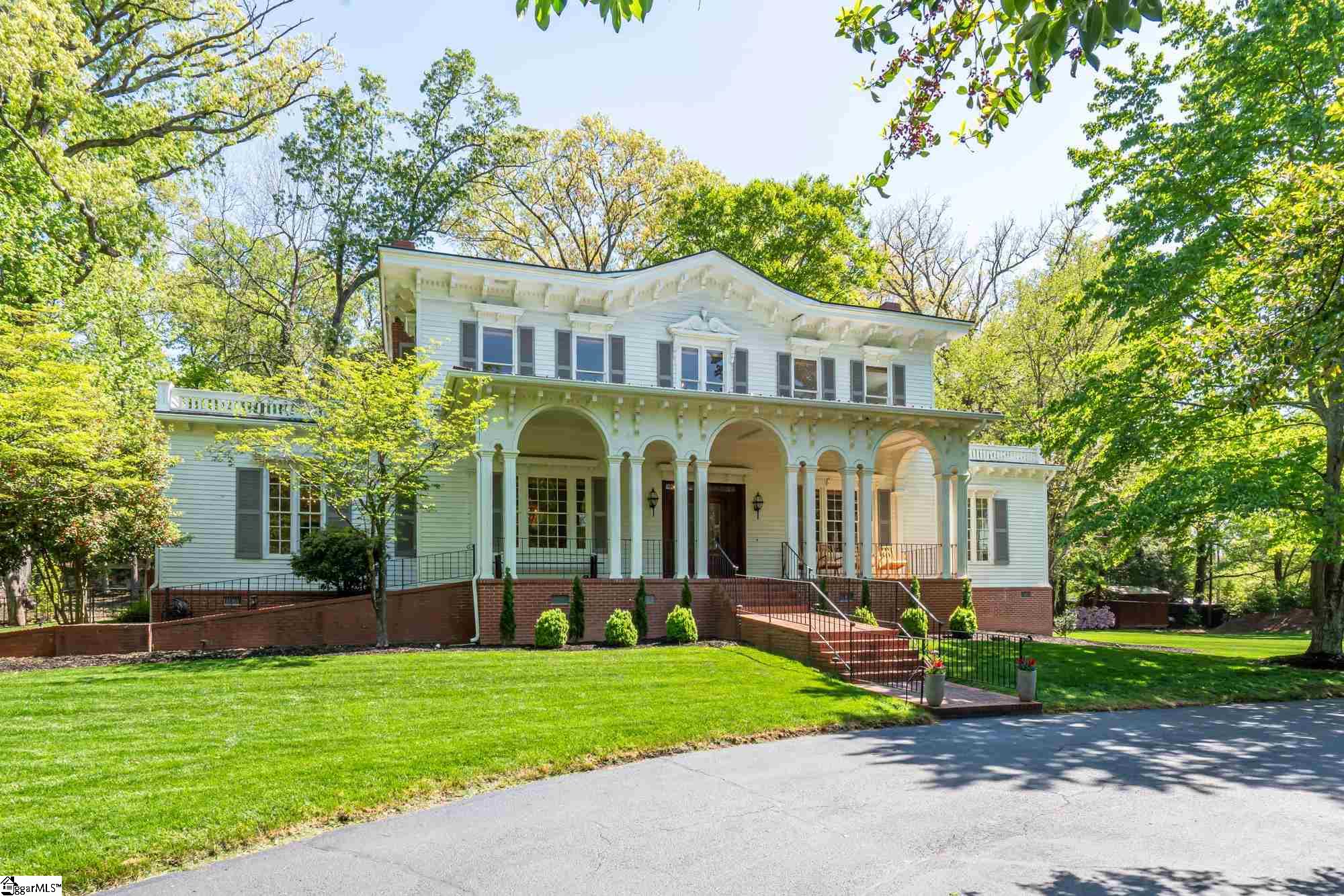 8 Bennett Street Greenville, SC 29601 - Photo 1 of 35