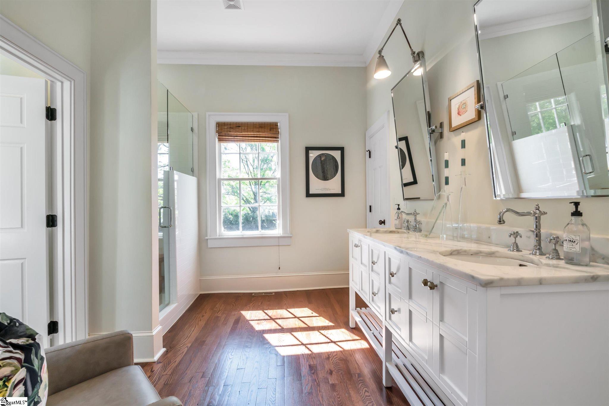 8 Bennett Street Greenville, SC 29601 - Photo 15 of 35