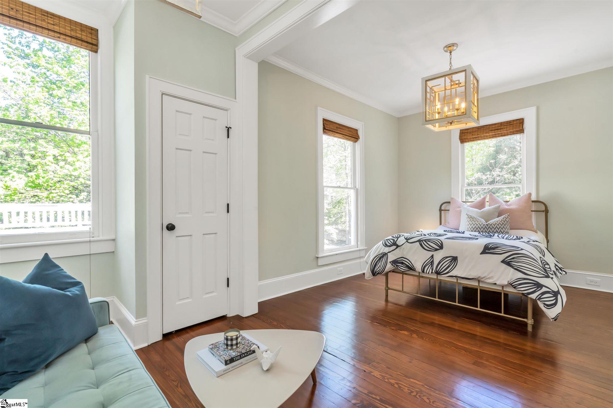 8 Bennett Street Greenville, SC 29601 - Photo 25 of 35