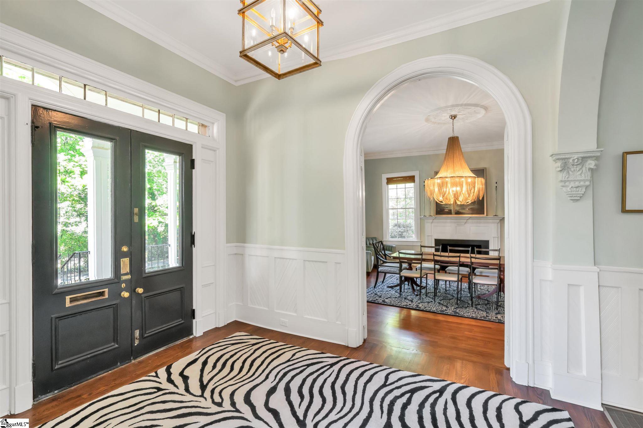 8 Bennett Street Greenville, SC 29601 - Photo 4 of 35