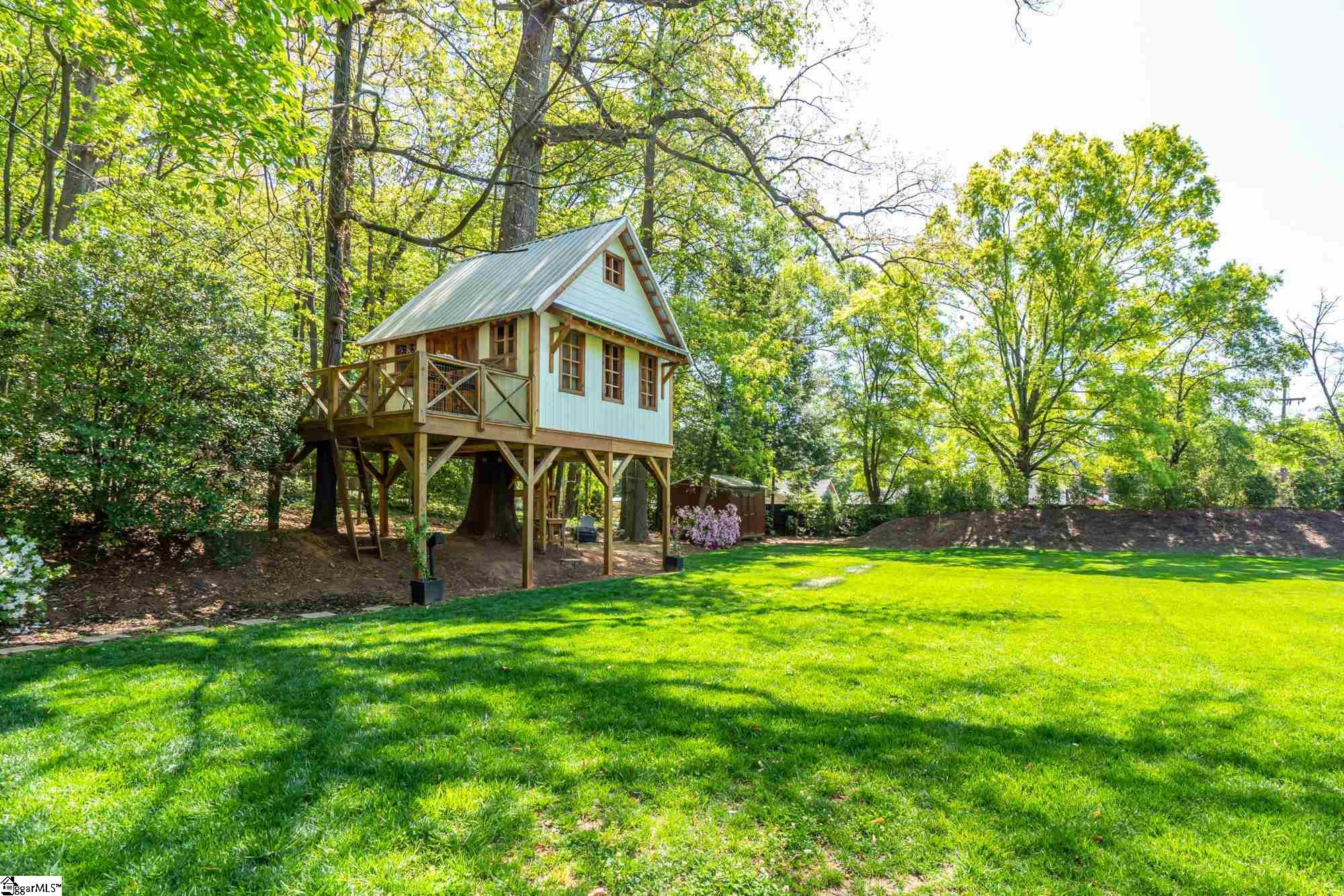 8 Bennett Street Greenville, SC 29601 - Photo 32 of 35