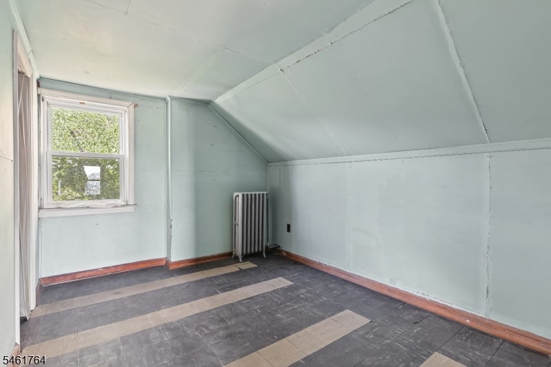 11 Elmer Street Raritan, NJ 08869 - Photo 32 of 46 Gallery Image 32