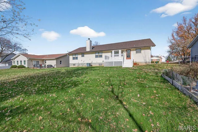 $330,000 | 2741 Penbrooke Lane, St. Charles, MO 63301