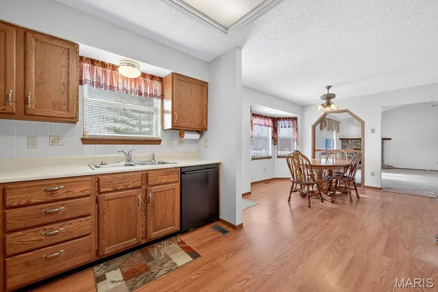 $330,000 | 2741 Penbrooke Lane, St. Charles, MO 63301