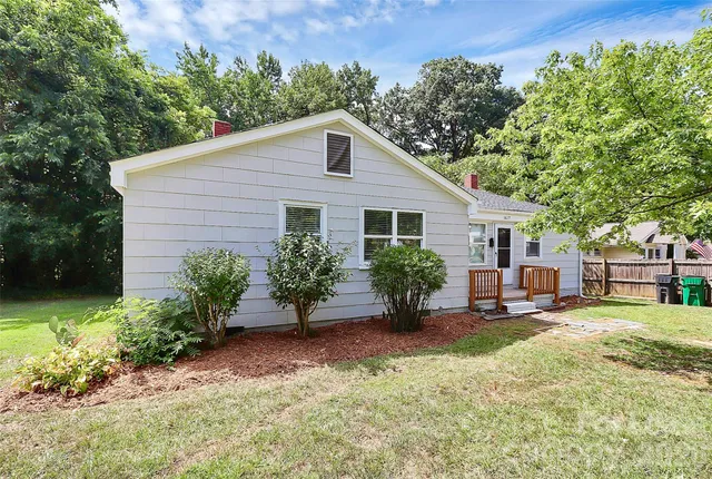 $1,545 | 1825 Academy Street, Charlotte, NC 28205