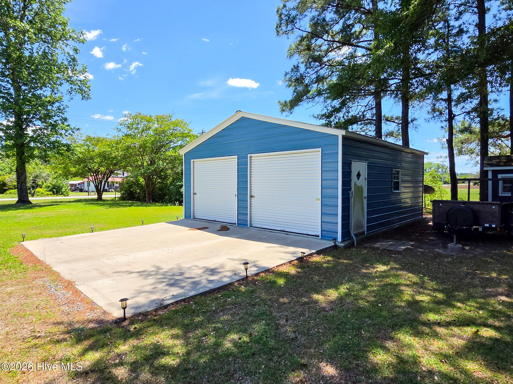 809 Sandy Ridge Road Tyner, NC 27980 - Photo 28 of 36 Garage