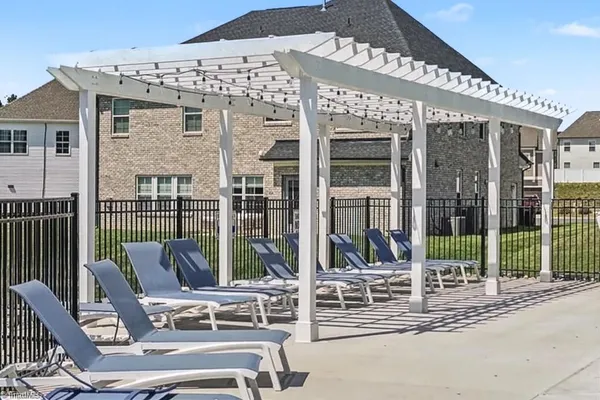 $2,095 | 534 Raspberry Hl Drive, Winston-Salem, NC 27106