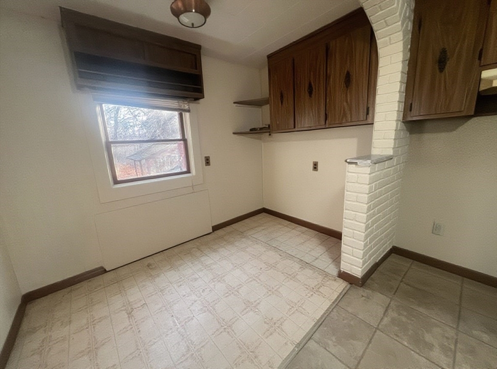 35 Prospect Street, Unit 1 Spencer, MA 01562 - Photo 20 of 27