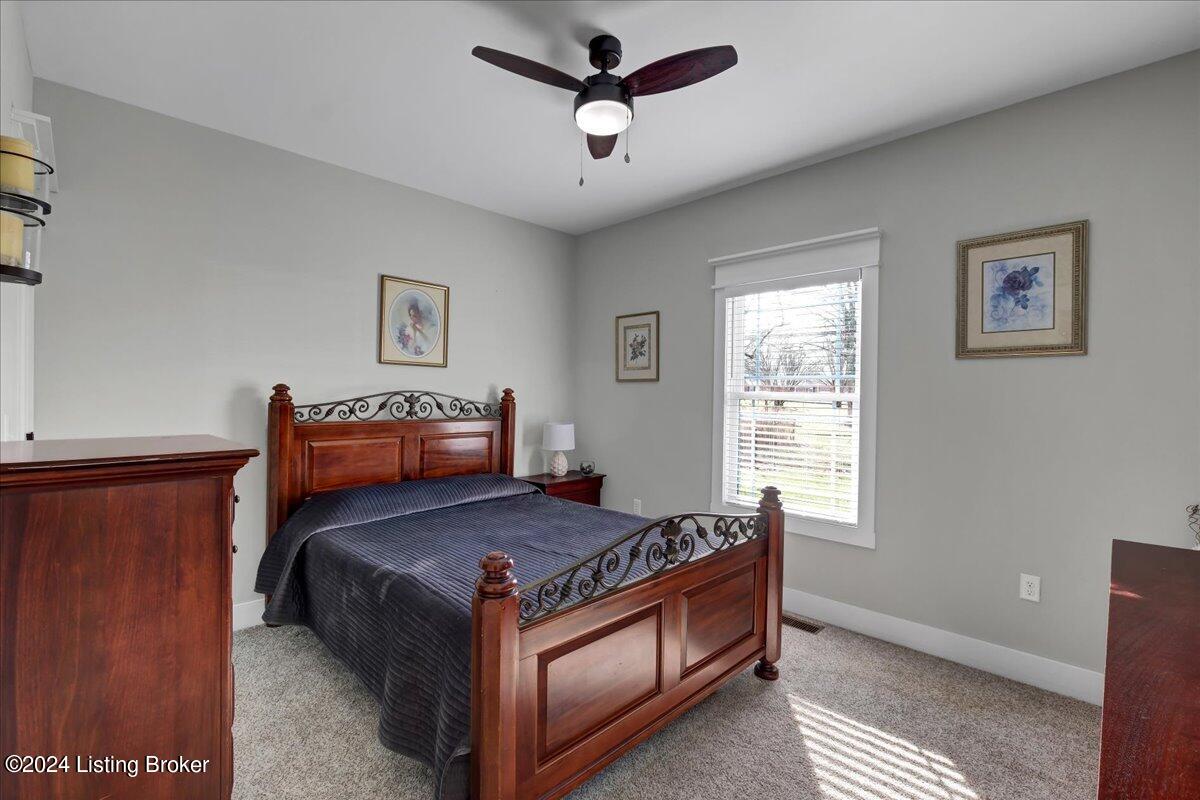 915 Stringer Lane Mount Washington, KY 40047 - Photo 28 of 42 28-915 Stringer Ln-128