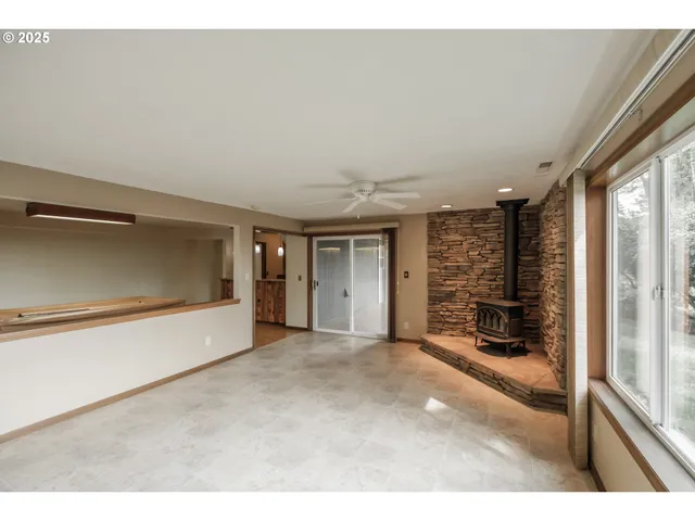 $545,000 | 1022 Pali Drive Northwest, Salem, OR 97304