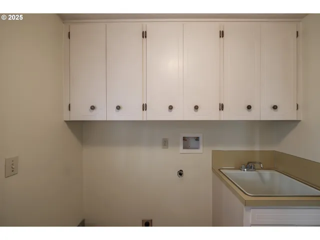 $545,000 | 1022 Pali Drive Northwest, Salem, OR 97304