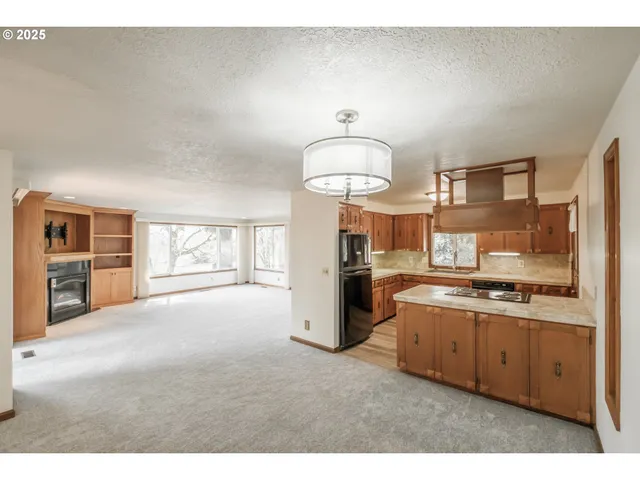 $545,000 | 1022 Pali Drive Northwest, Salem, OR 97304