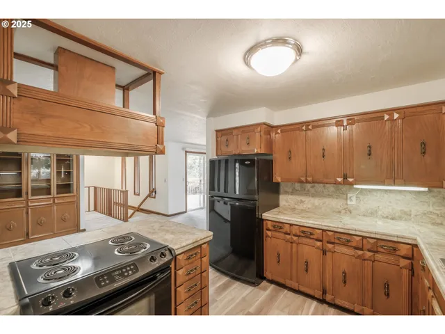 $545,000 | 1022 Pali Drive Northwest, Salem, OR 97304