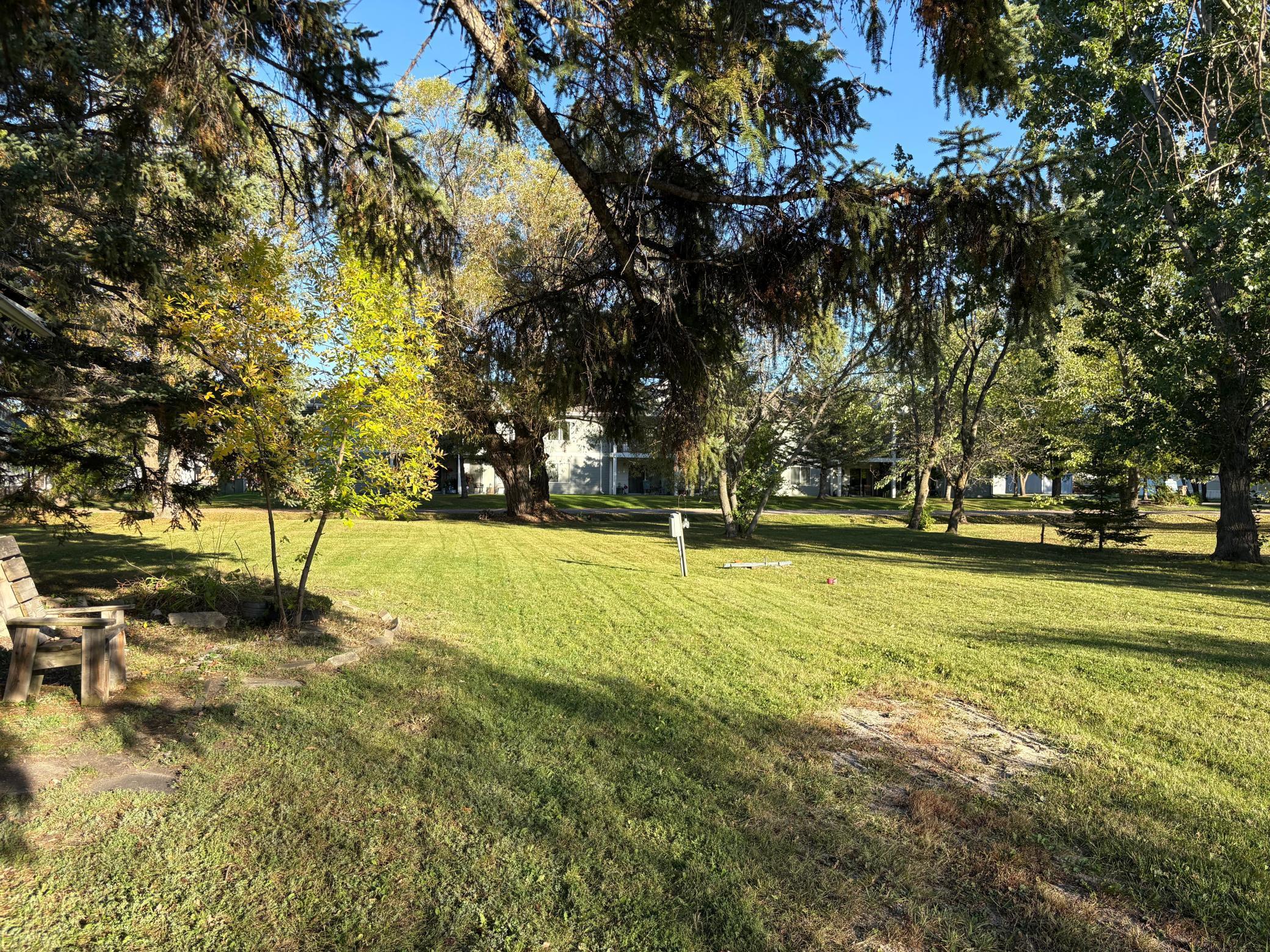 211 7th Avenue Southeast Baudette, MN 56623 - Photo 4 of 12