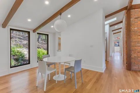 $1,975,000 | 5 Hemlock Drive, Essex, CT 06426