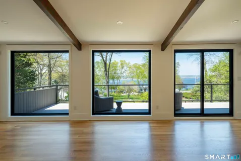 $1,975,000 | 5 Hemlock Drive, Essex, CT 06426