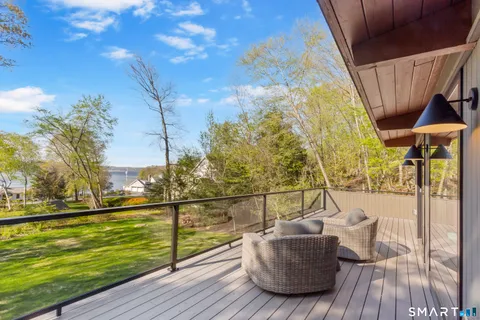 $1,975,000 | 5 Hemlock Drive, Essex, CT 06426