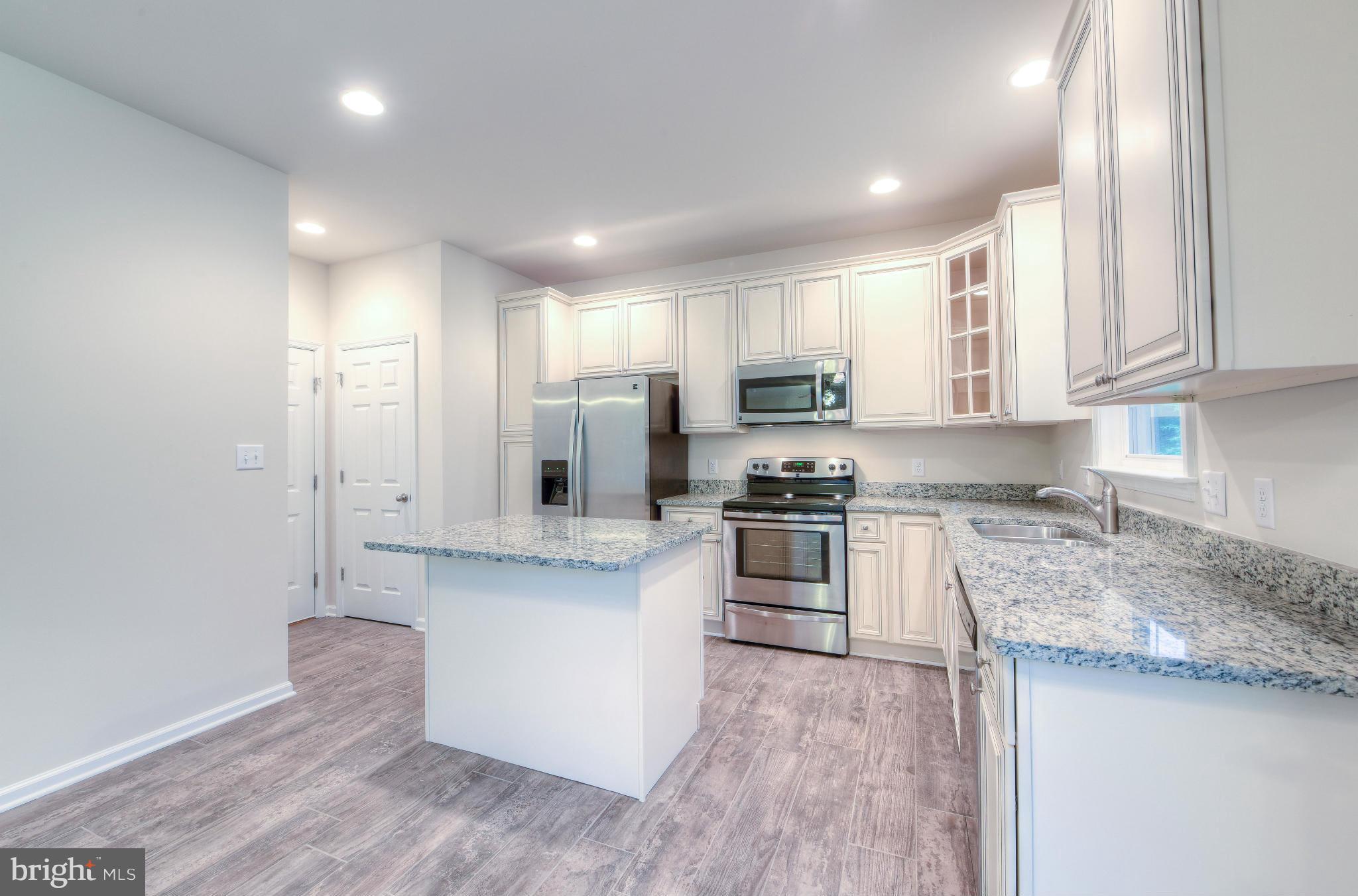 18359 Sharon Road Triangle, VA 22172 - Photo 5 of 30 Pictures in listing similar to home being built