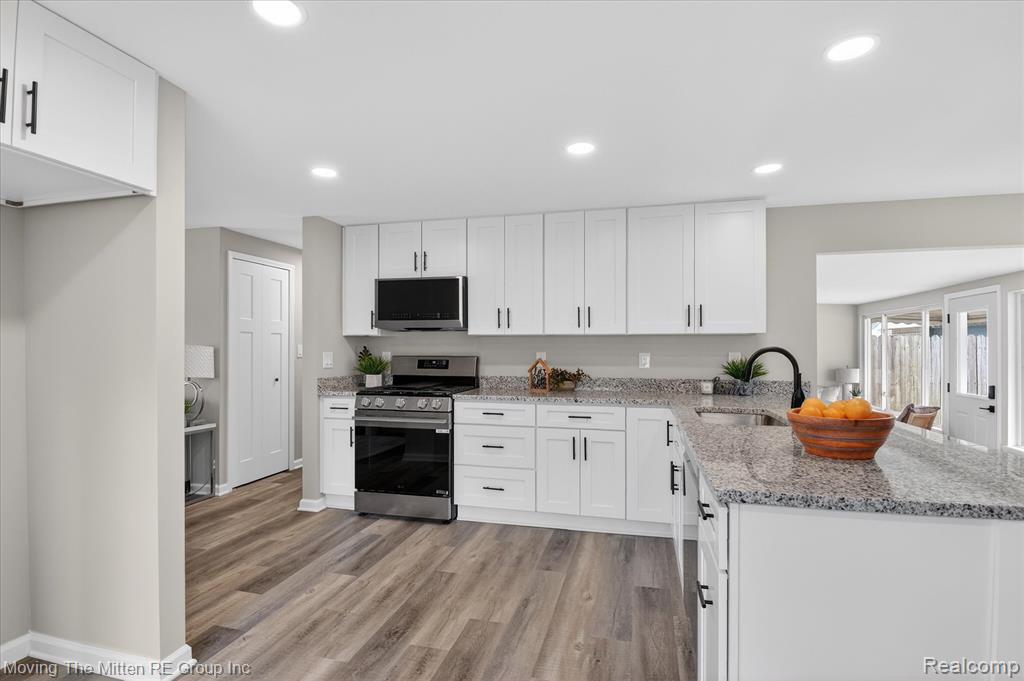 38061 Walnut Street Romulus, MI 48174 - Photo 11 of 68