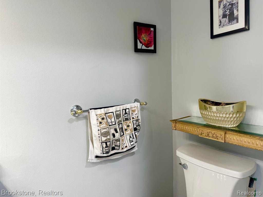 632 Tennyson Rochester Hills, MI 48307 - Photo 20 of 34