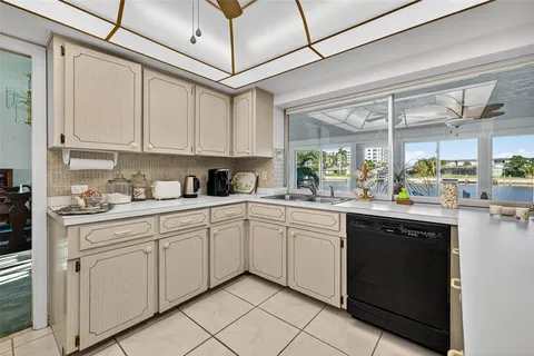 $975,000 | 4500 38th Street South, St. Petersburg, FL 33711