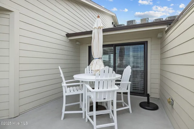 $598,000 | 10300 Coast Guard Road, Unit 304D, Emerald Isle, NC 28594