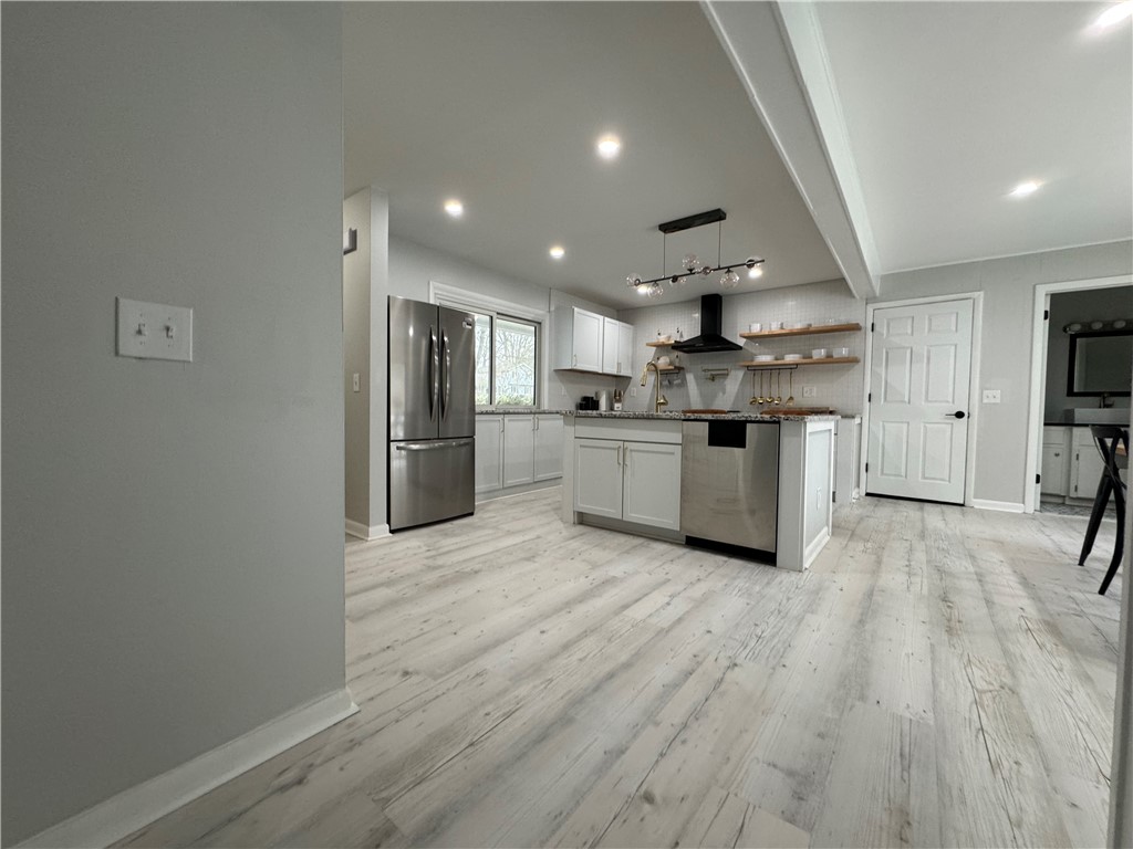 37 Kirklees Road Pittsford, NY 14534 - Photo 16 of 38