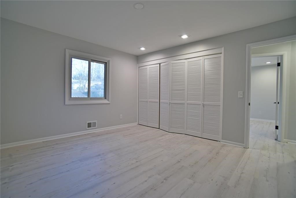 37 Kirklees Road Pittsford, NY 14534 - Photo 25 of 38