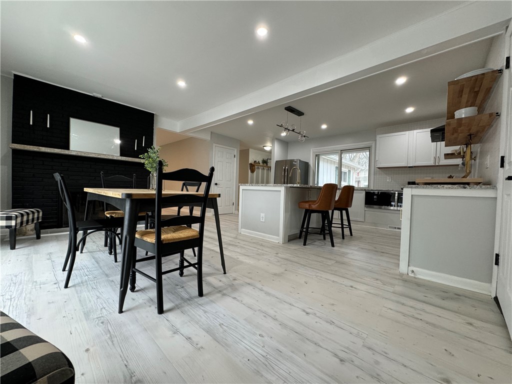 37 Kirklees Road Pittsford, NY 14534 - Photo 6 of 38