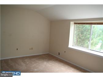 36 Allison Road East Windsor, NJ 08520 - Photo 11 of 12