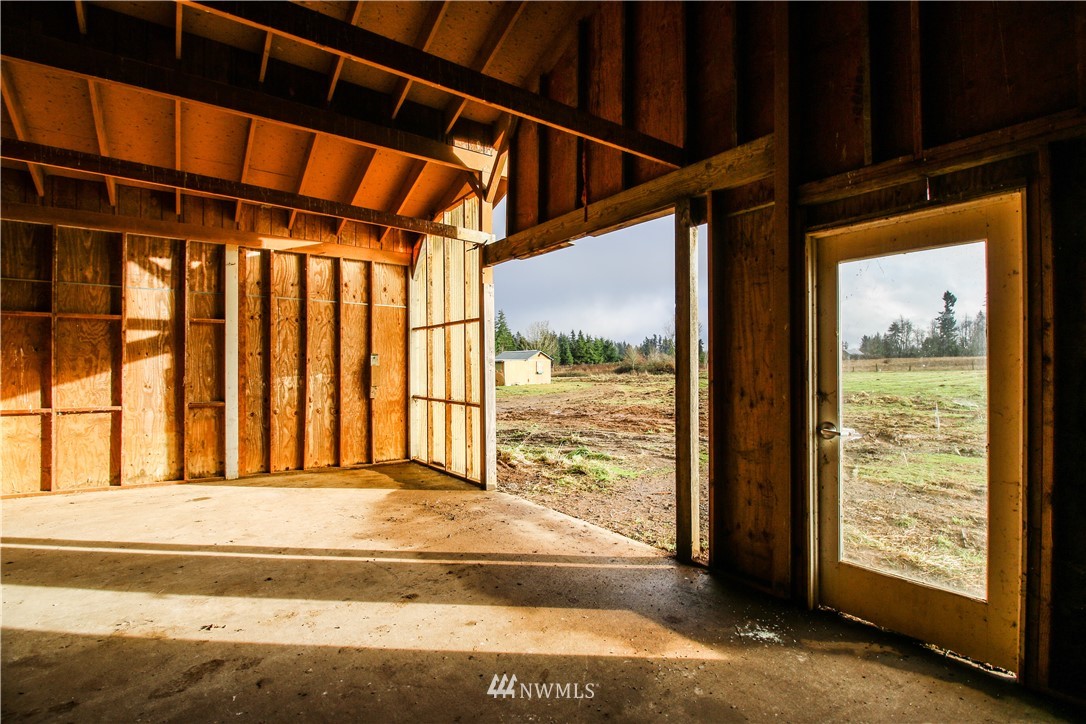 9425 Lundeen Road Southwest Rochester, WA 98579 - Photo 6 of 18
