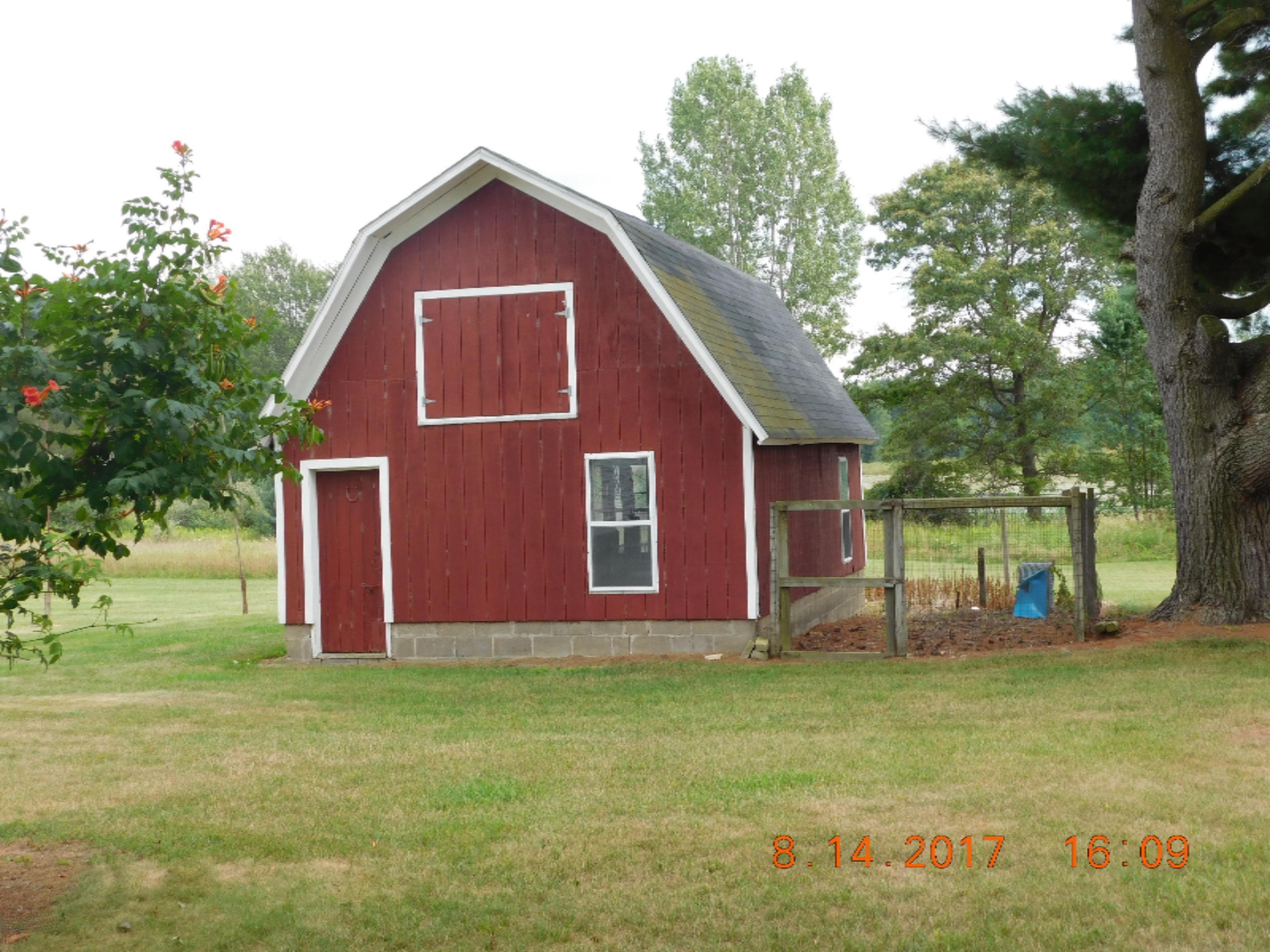 10907 Kendaville Road Coral, MI 49322 - Photo 20 of 31 DSCN7110