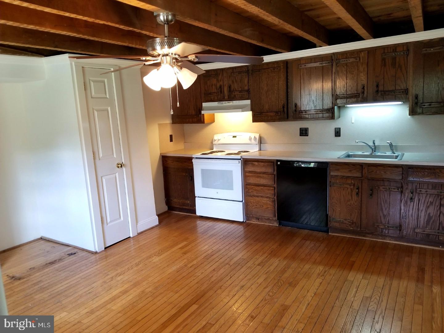 2118 North Ridge Road Perkasie, PA 18944 - Photo 6 of 25