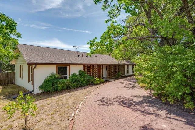 $4,900 | 2801 Cedarview Drive, Unit A, Austin, TX 78704