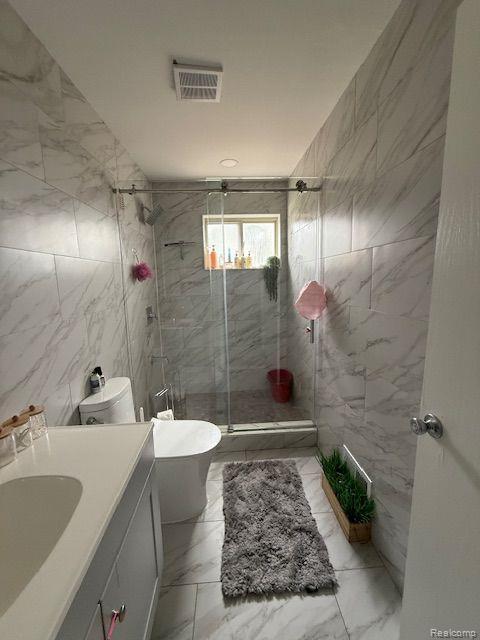 4620 John Daly Road Dearborn Heights, MI 48125 - Photo 9 of 20 Bathroom