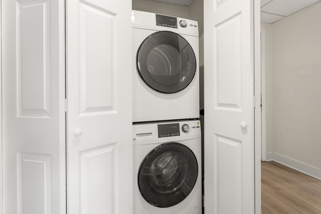 111 Foster Street, Unit 401 Peabody, MA 01960 - Photo 11 of 15