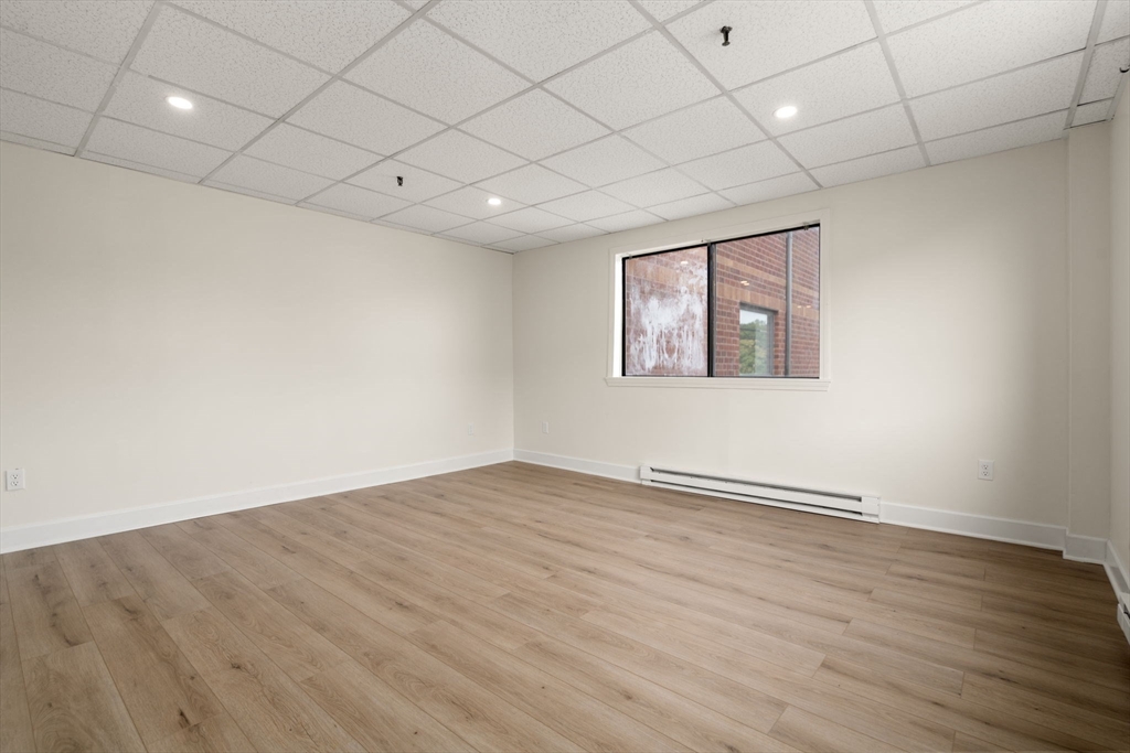 111 Foster Street, Unit 401 Peabody, MA 01960 - Photo 7 of 15