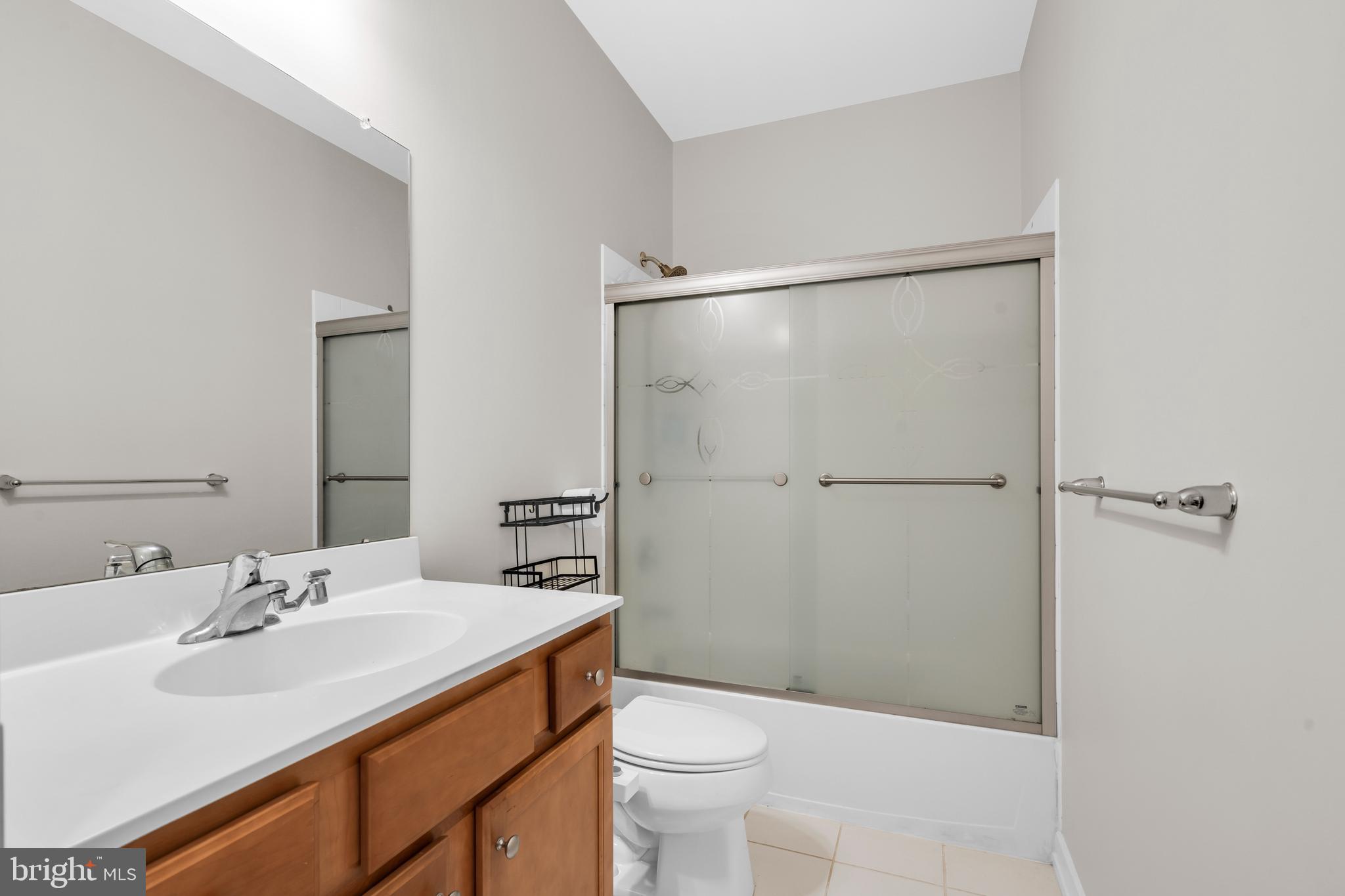 135 Prince George Street Bensalem, PA 19020 - Photo 23 of 41