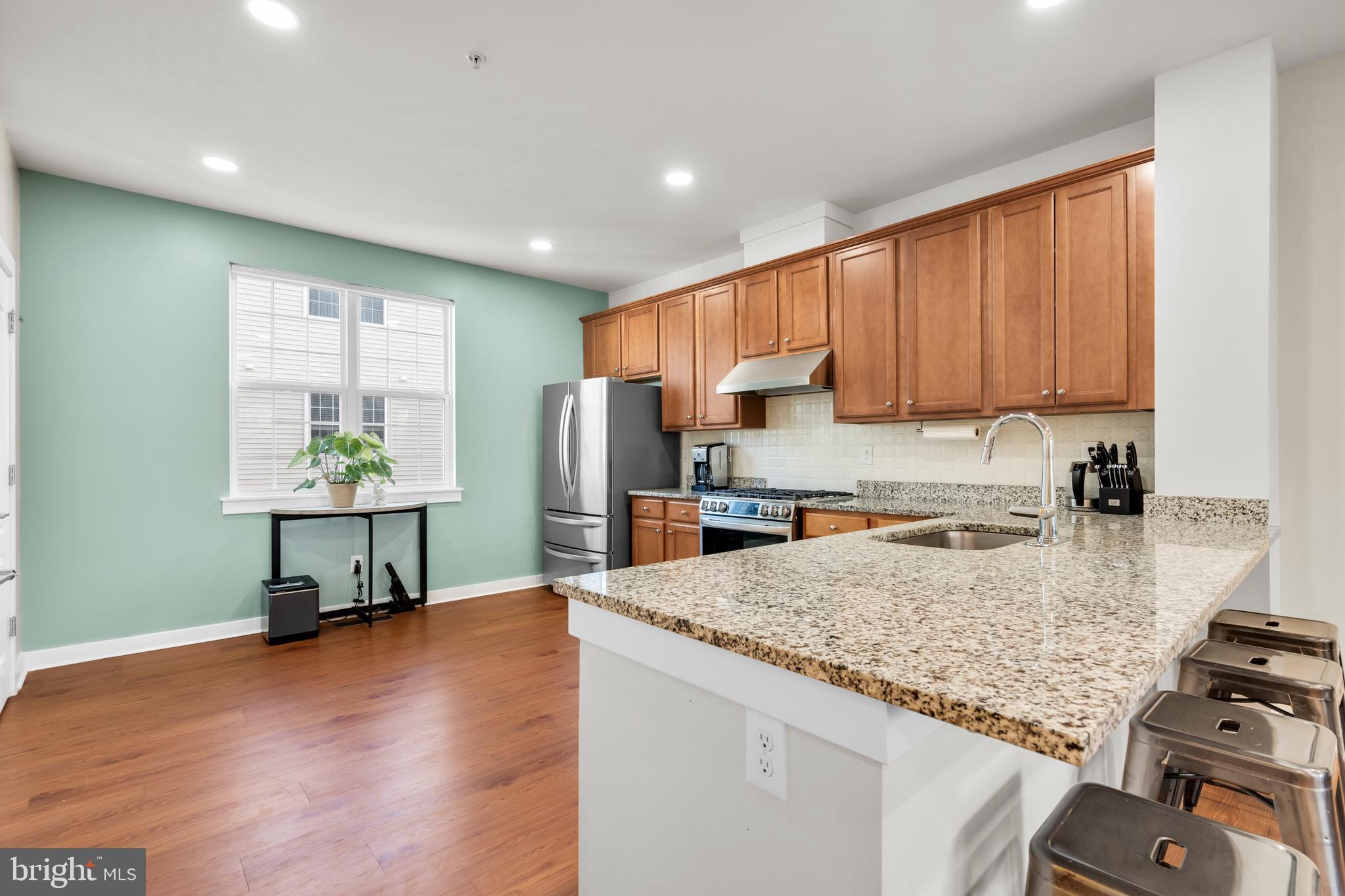 135 Prince George Street Bensalem, PA 19020 - Photo 8 of 41